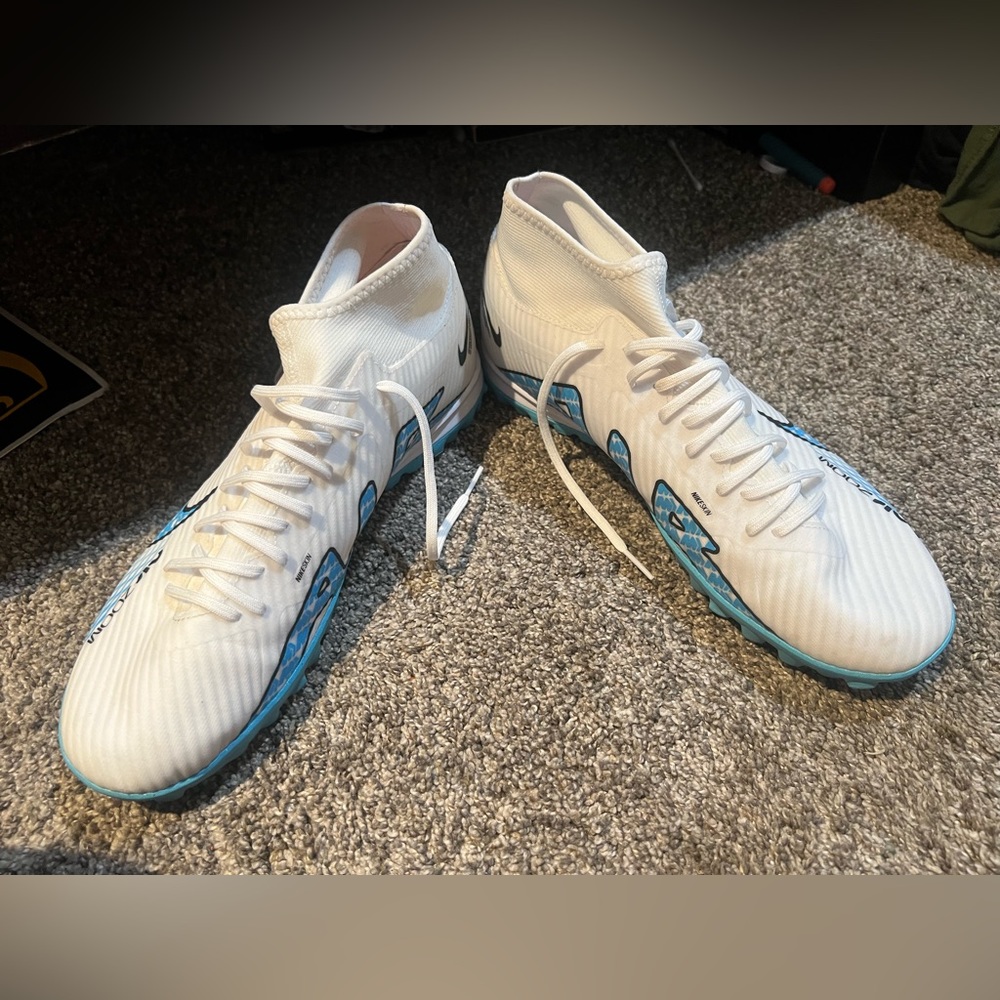 Nike mercurial size 11